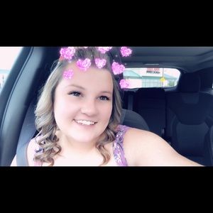 Meet your Posher, Madeline